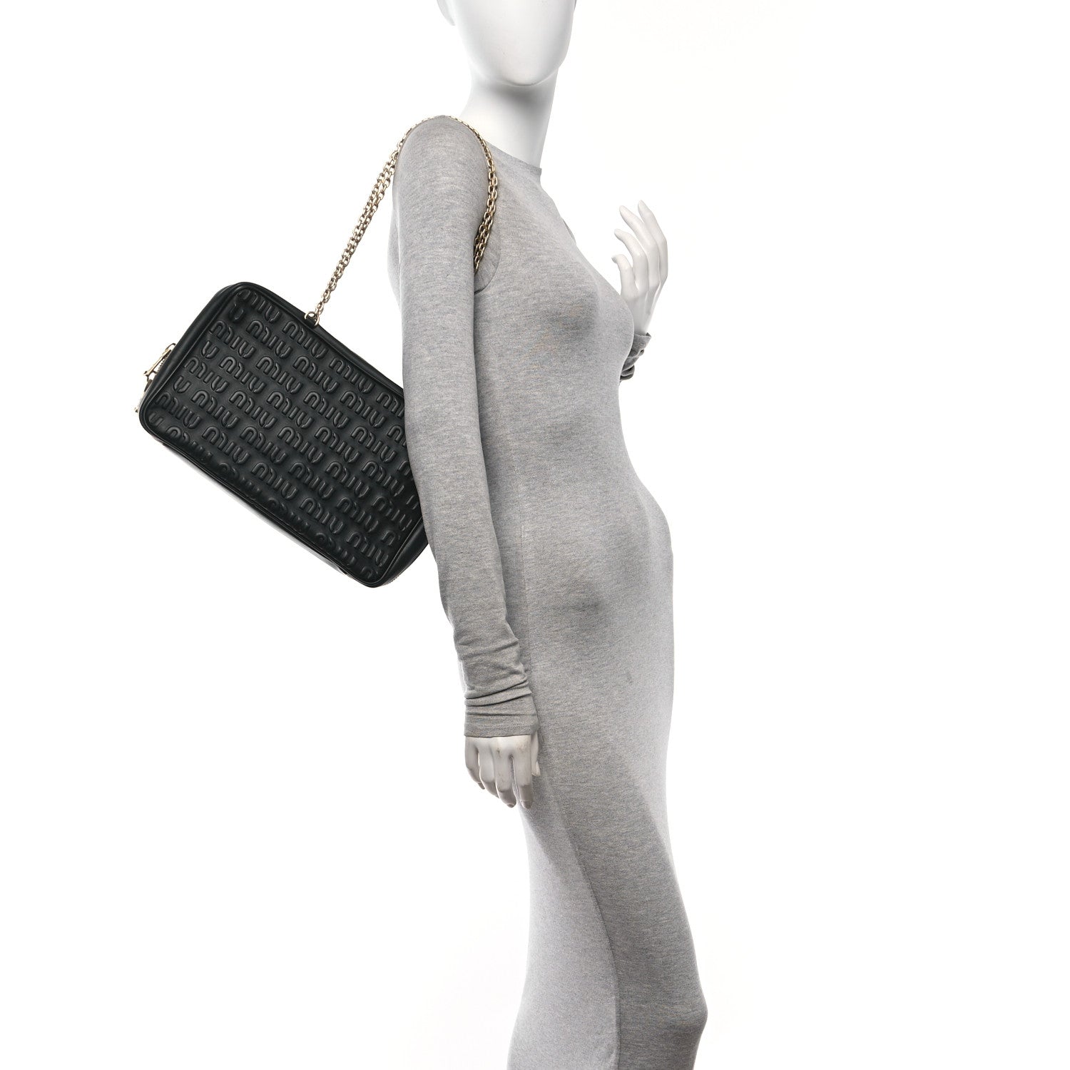 Miu Miu Softy Logo Embossed Chain Shoulder Bag Black 1585705