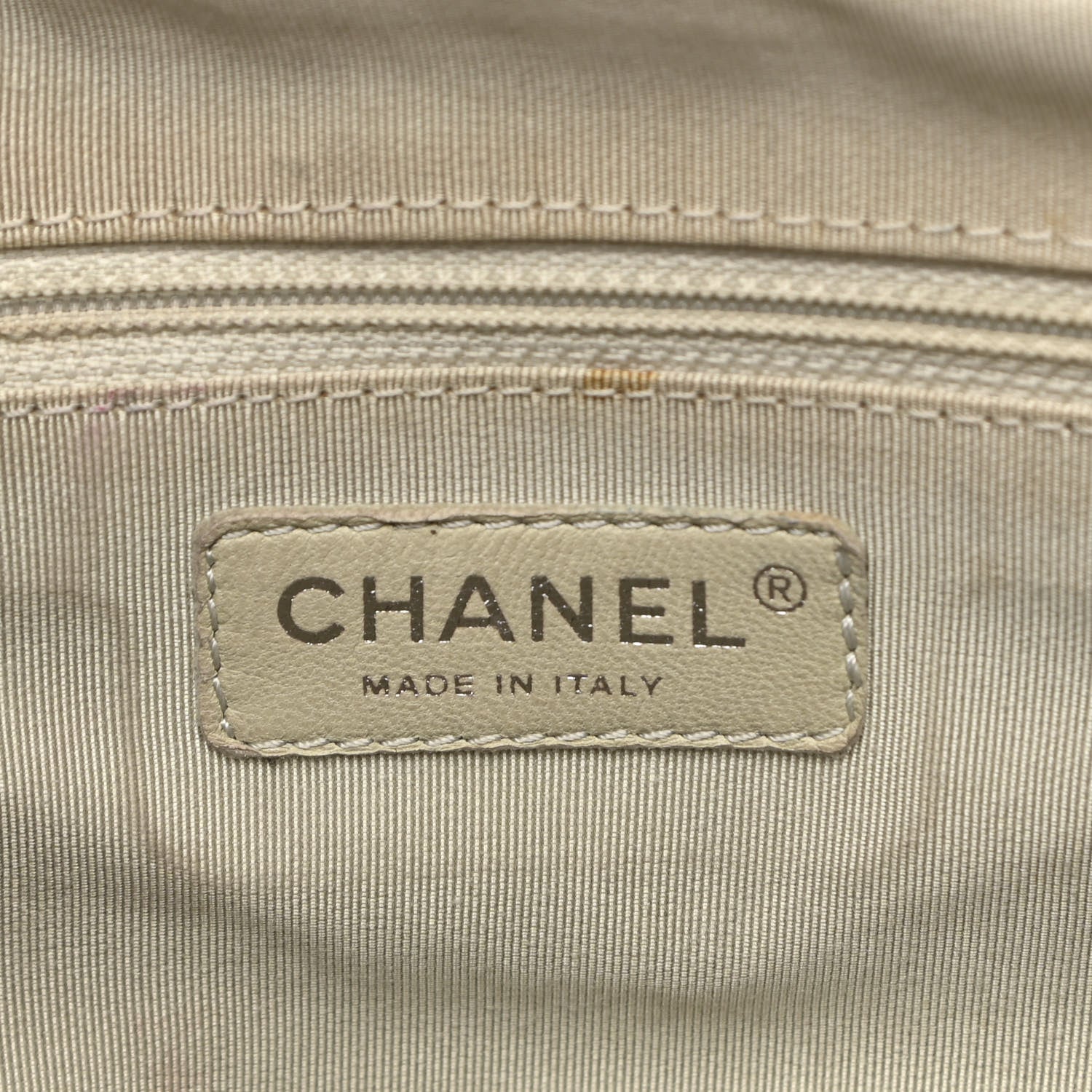 Chanel Washed Lambskin Quilted Large Chain Around Messenger Black 6 of 11