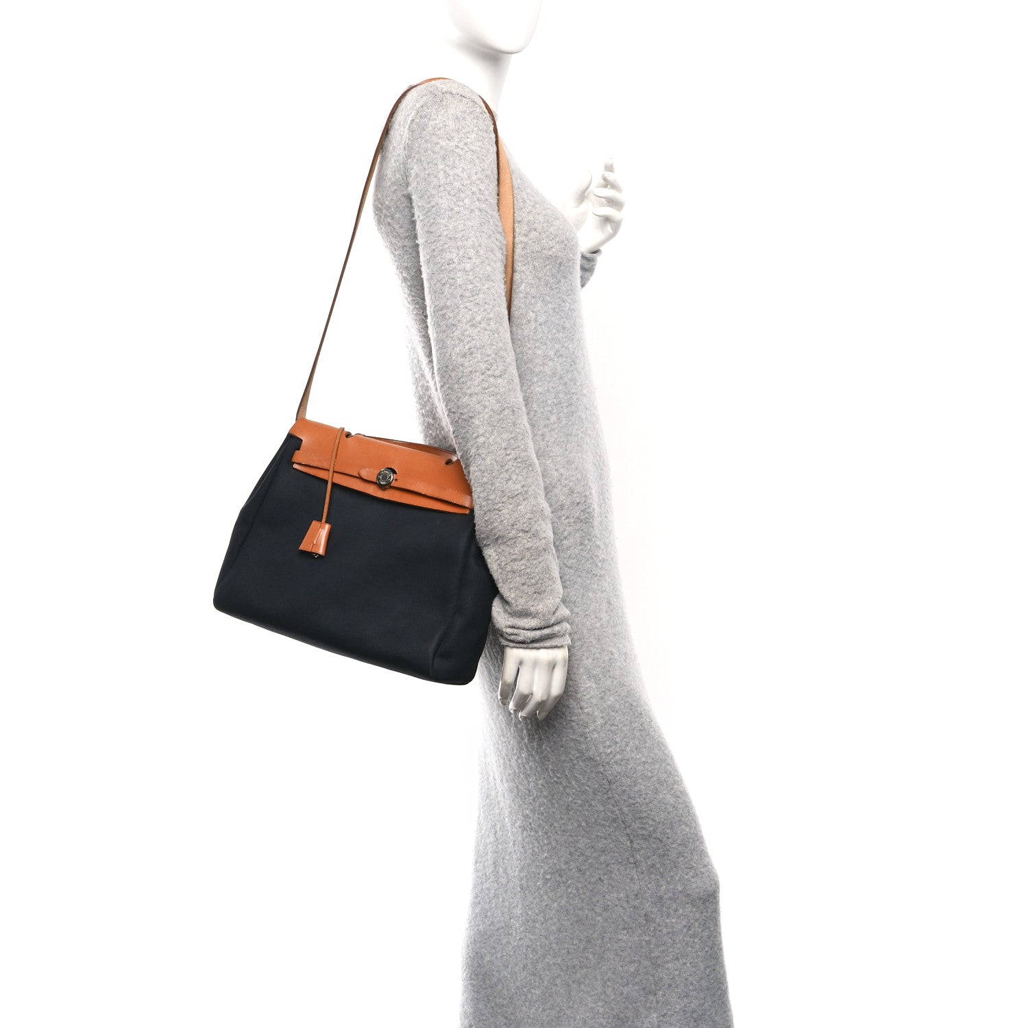 Hermes Toile Vache Calfskin Herbag 30 PM Black Natural 2 of 15