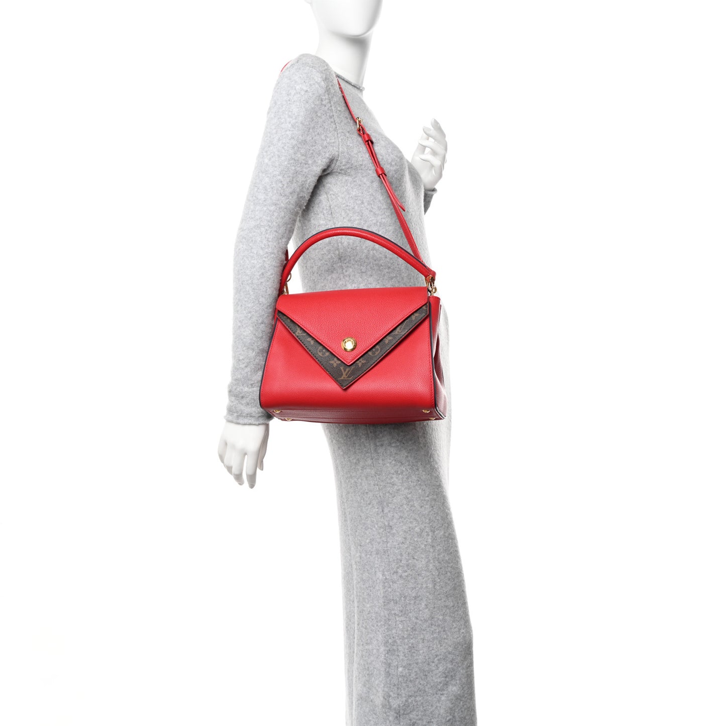 Grained Calfskin Monogram Double V Rubis