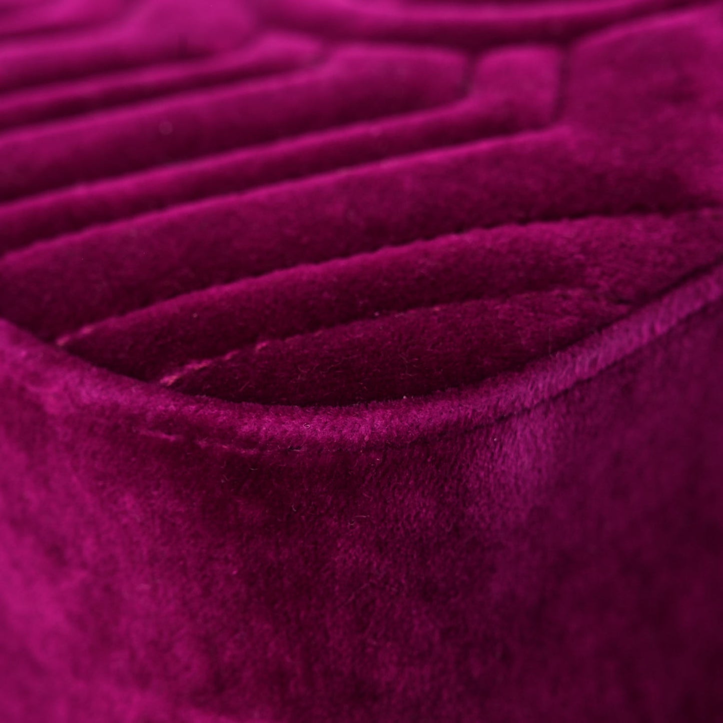 Velvet Matelasse Small GG Marmont Chain Shoulder Bag Fuchsia Violet Cyclamen