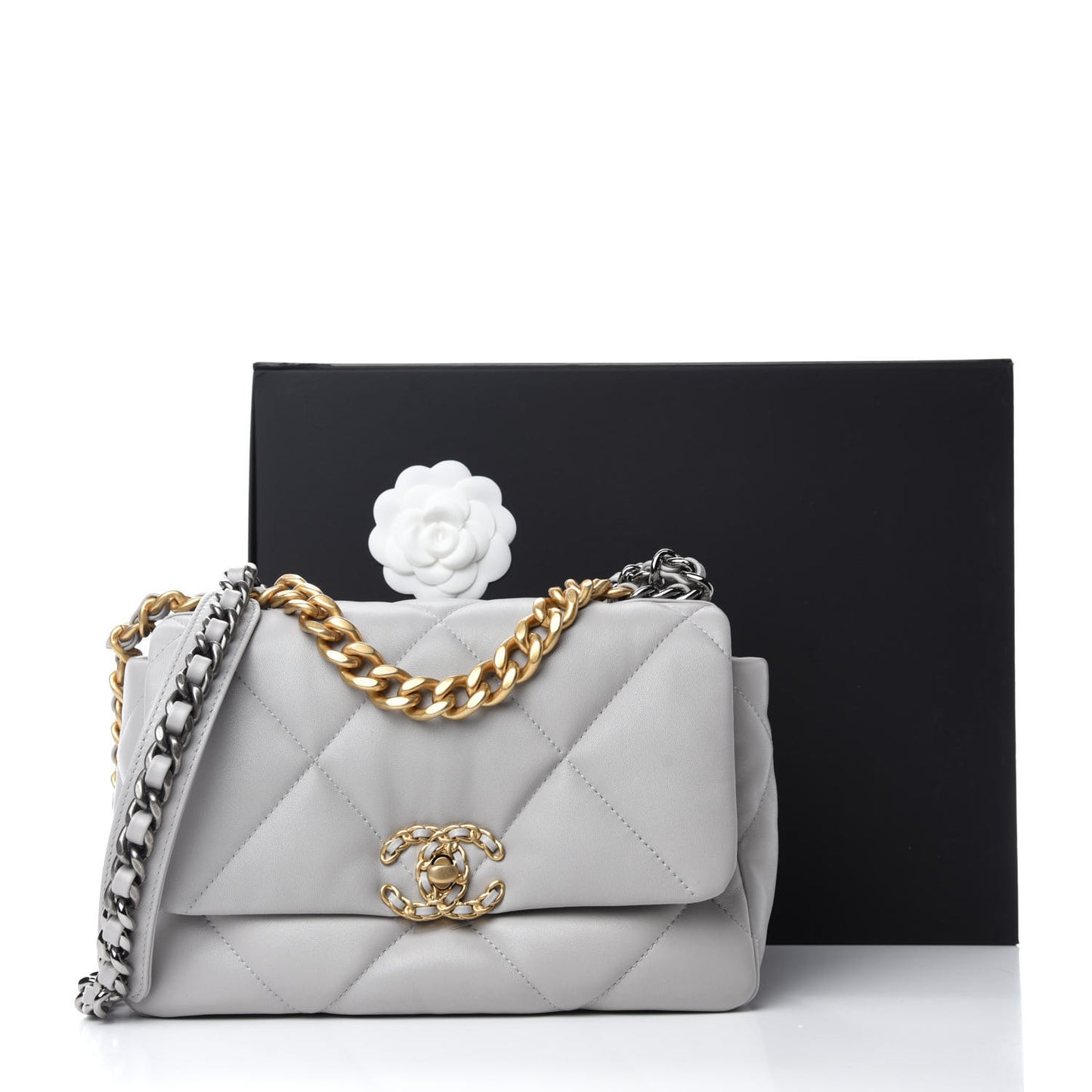 Lambskin Quilted Medium Chanel 19 Flap Grey
