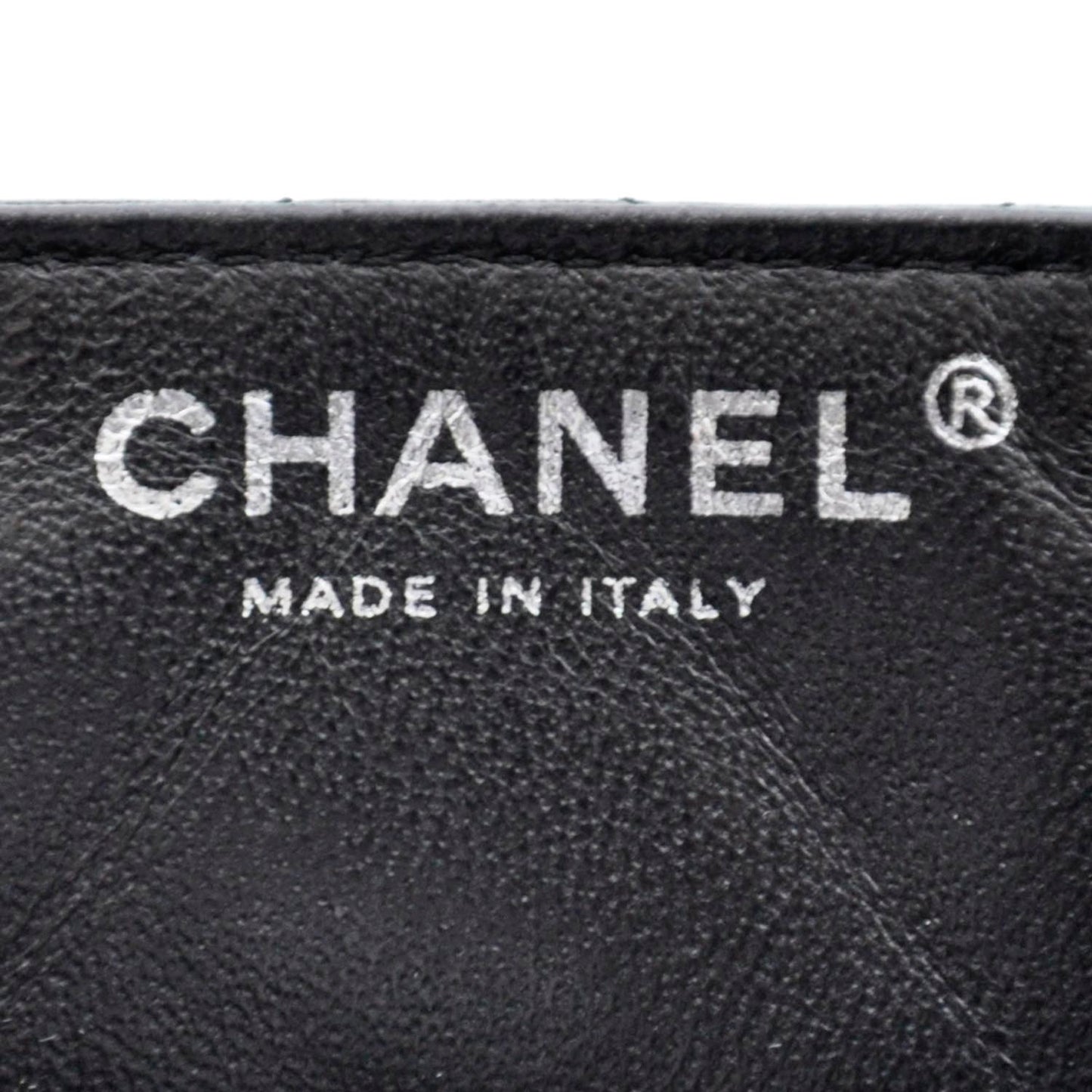 Lambskin East West Flap Black
