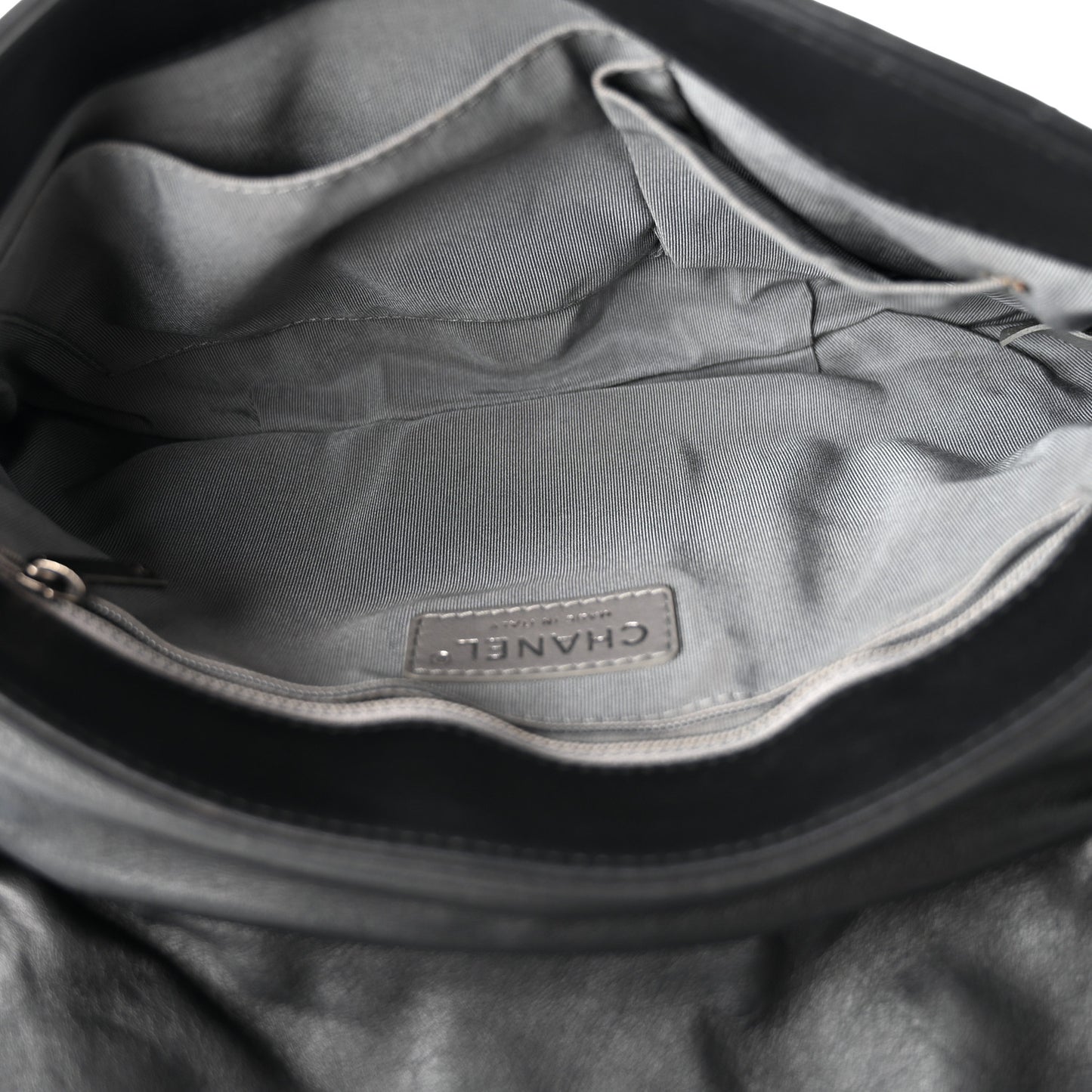 Calfskin Coco Pleats Messenger Flap Black
