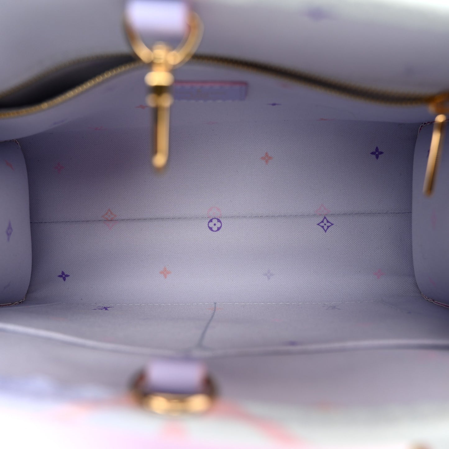 Monogram Giant Spring In The City Onthego PM Sunrise Pastel