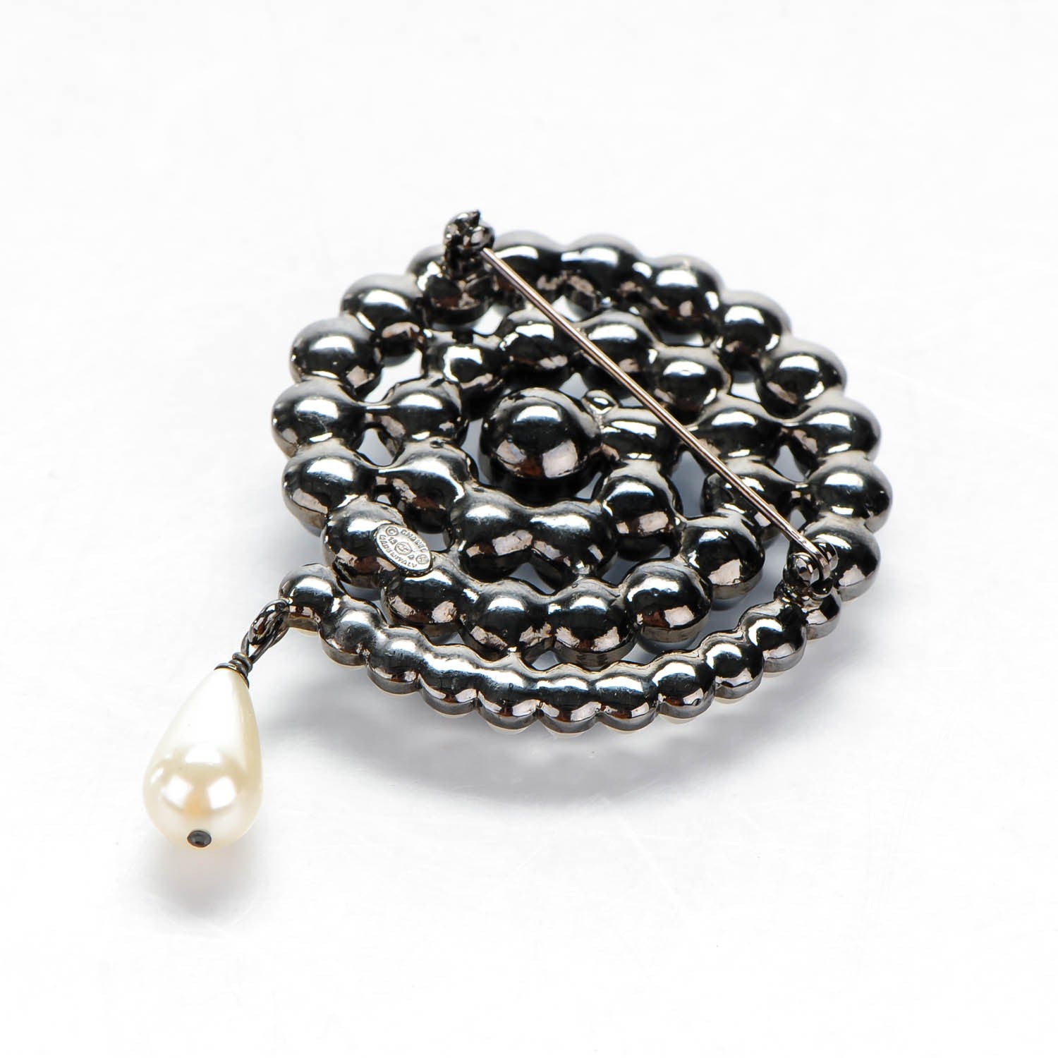 Chanel Ruthenium Beaded Pearl Swirl CC Brooch Black 3 of 3