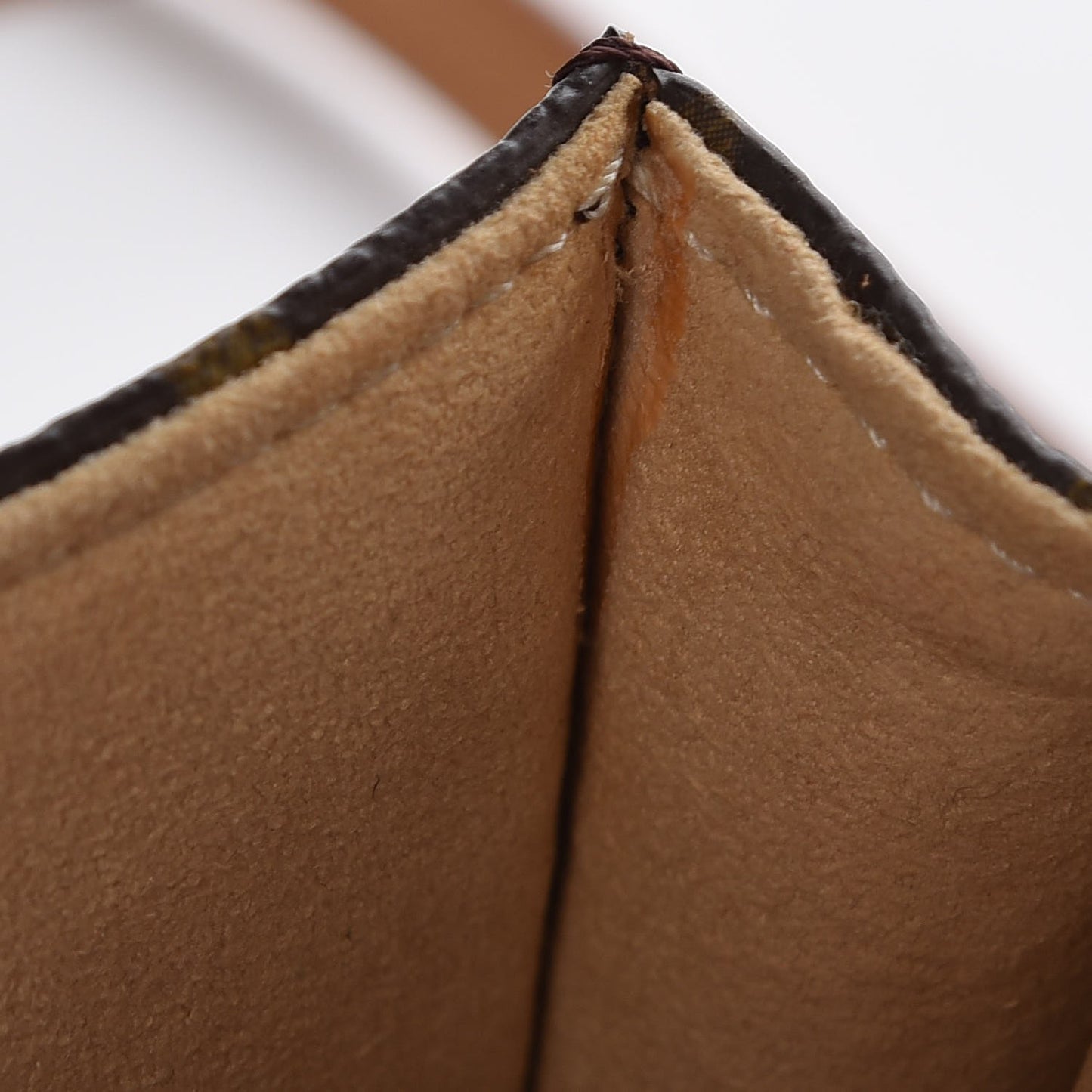Monogram Pochette Twin GM