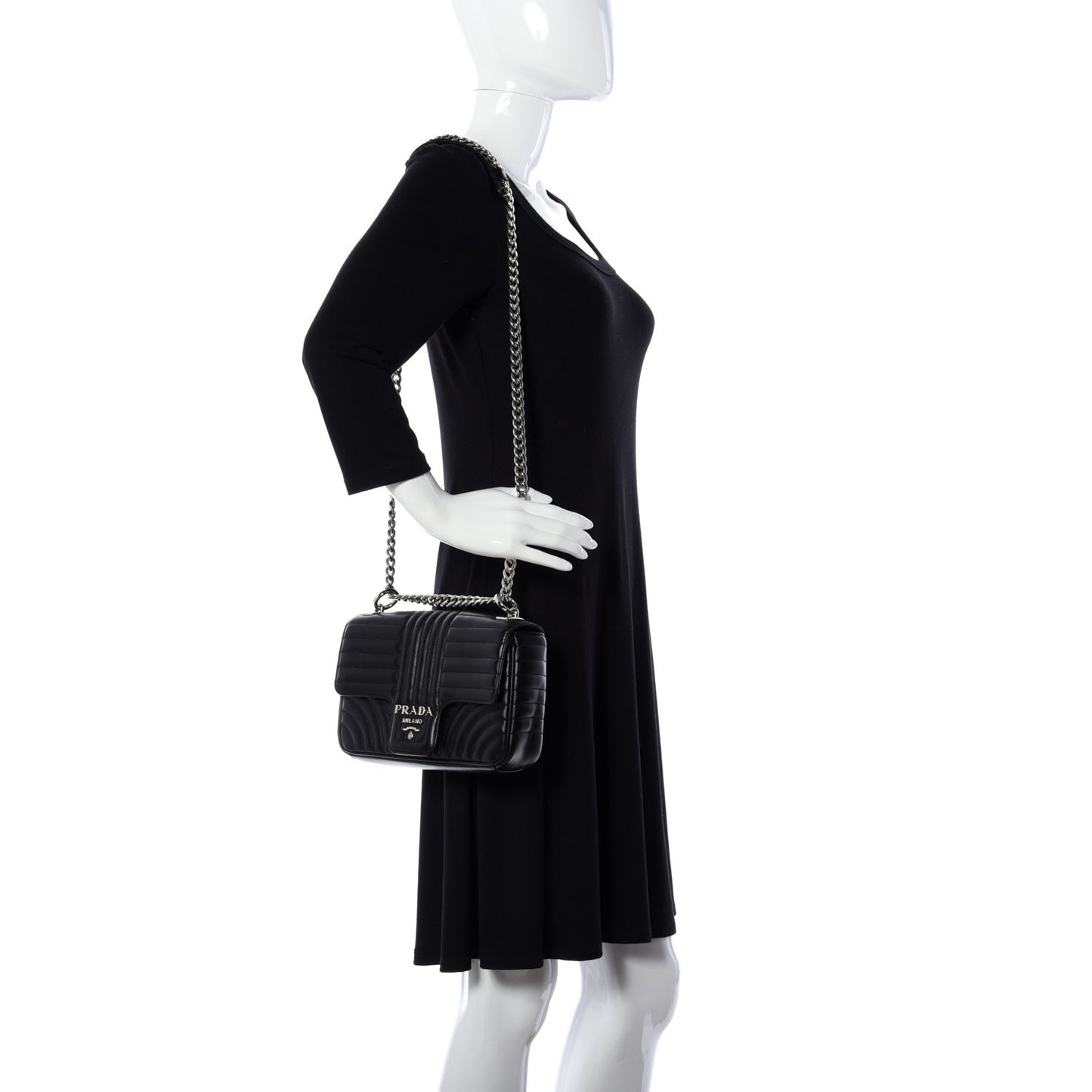 Soft Calfskin Impunture Diagramme Medium Chain Flap Shoulder Bag Black