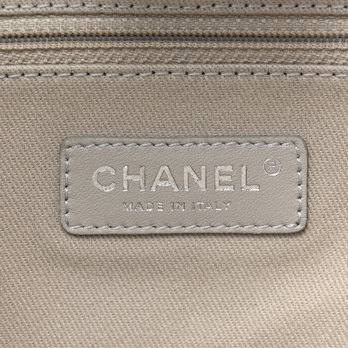 Glazed Calfskin Medium Deauville Tote Black