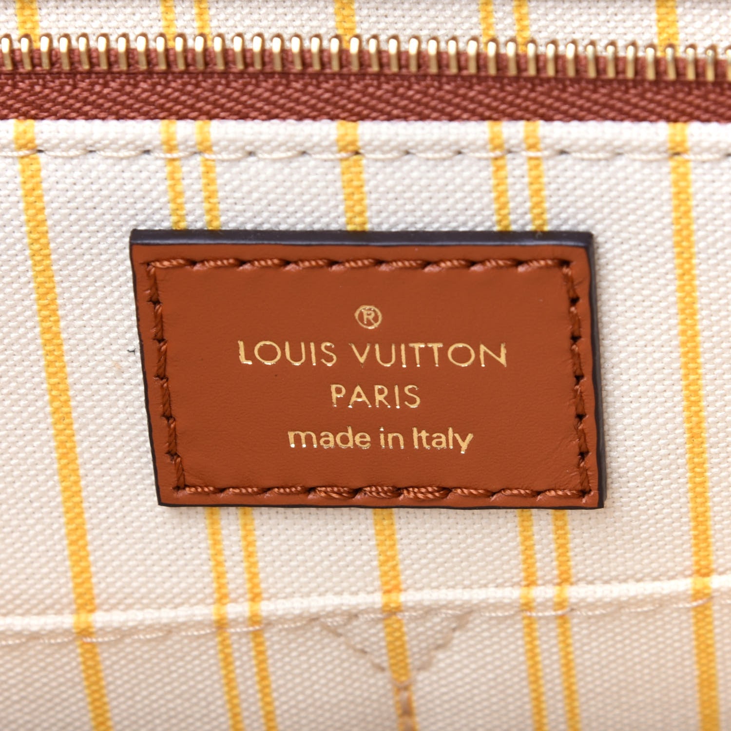 Louis Vuitton Raffia Calfskin Monogram Giant Onthego MM Tan 7 of 13