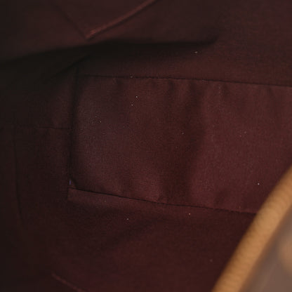 Louis Vuitton Monogram Berri MM 12 of 12