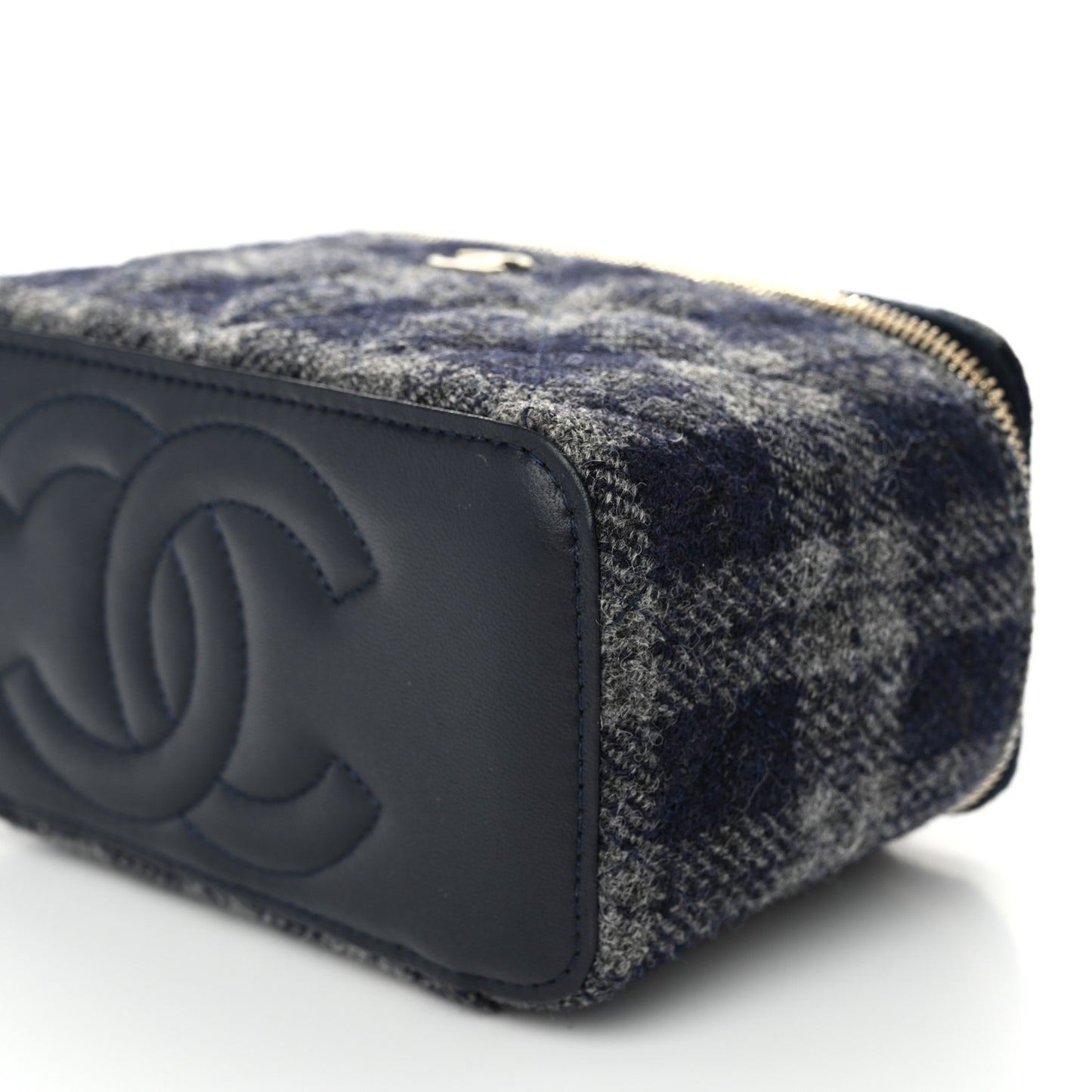 Wool Plaid Quilted Small Vanity Case With Chain Blue