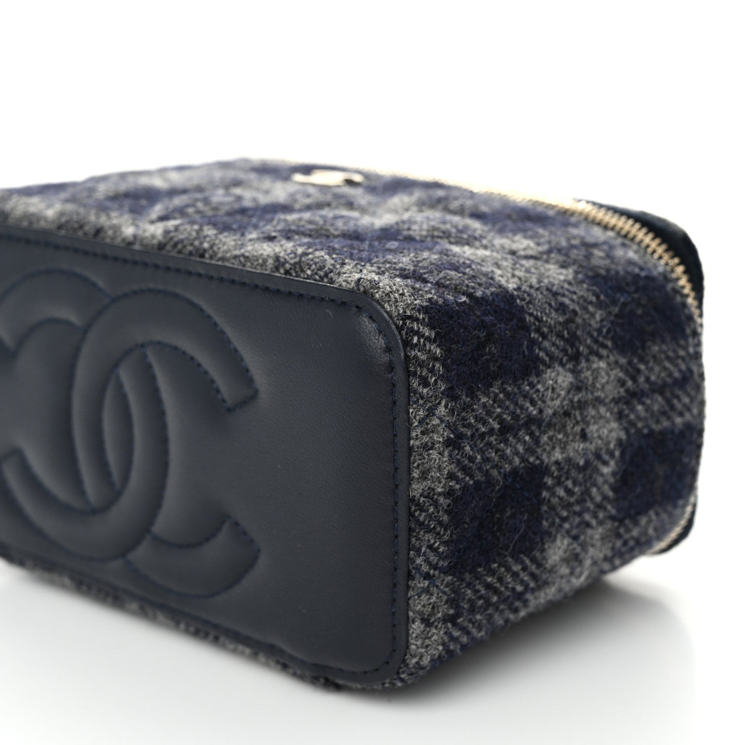 Chanel Wool Plaid Quilted Small Vanity Case With Chain Blue 10 of 11