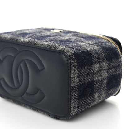 Chanel Wool Plaid Quilted Small Vanity Case With Chain Blue 10 of 11