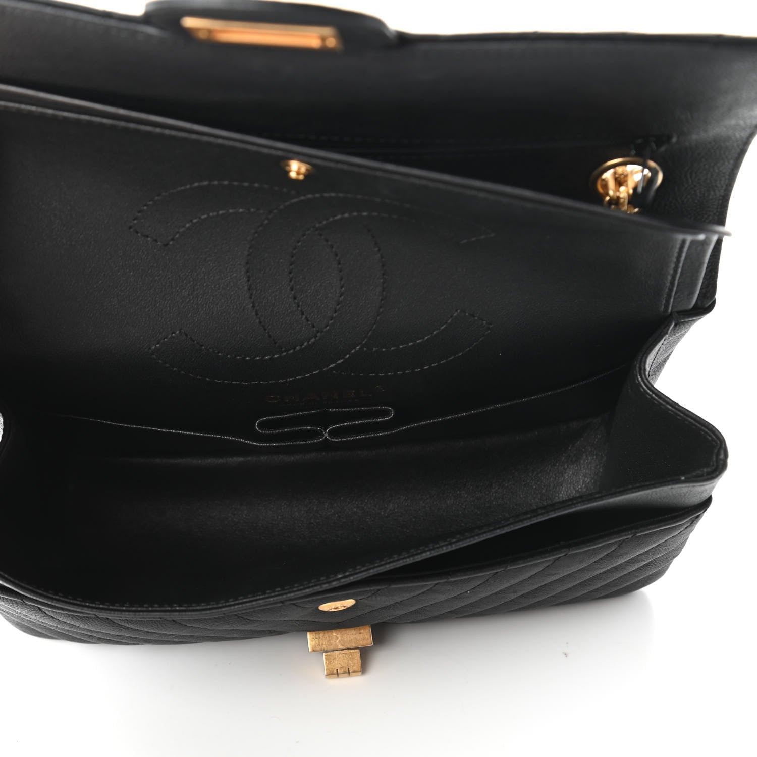Chanel Crumpled Calfskin Chevron Quilted 2.55 Reissue 225 Flap Black 5 of 11