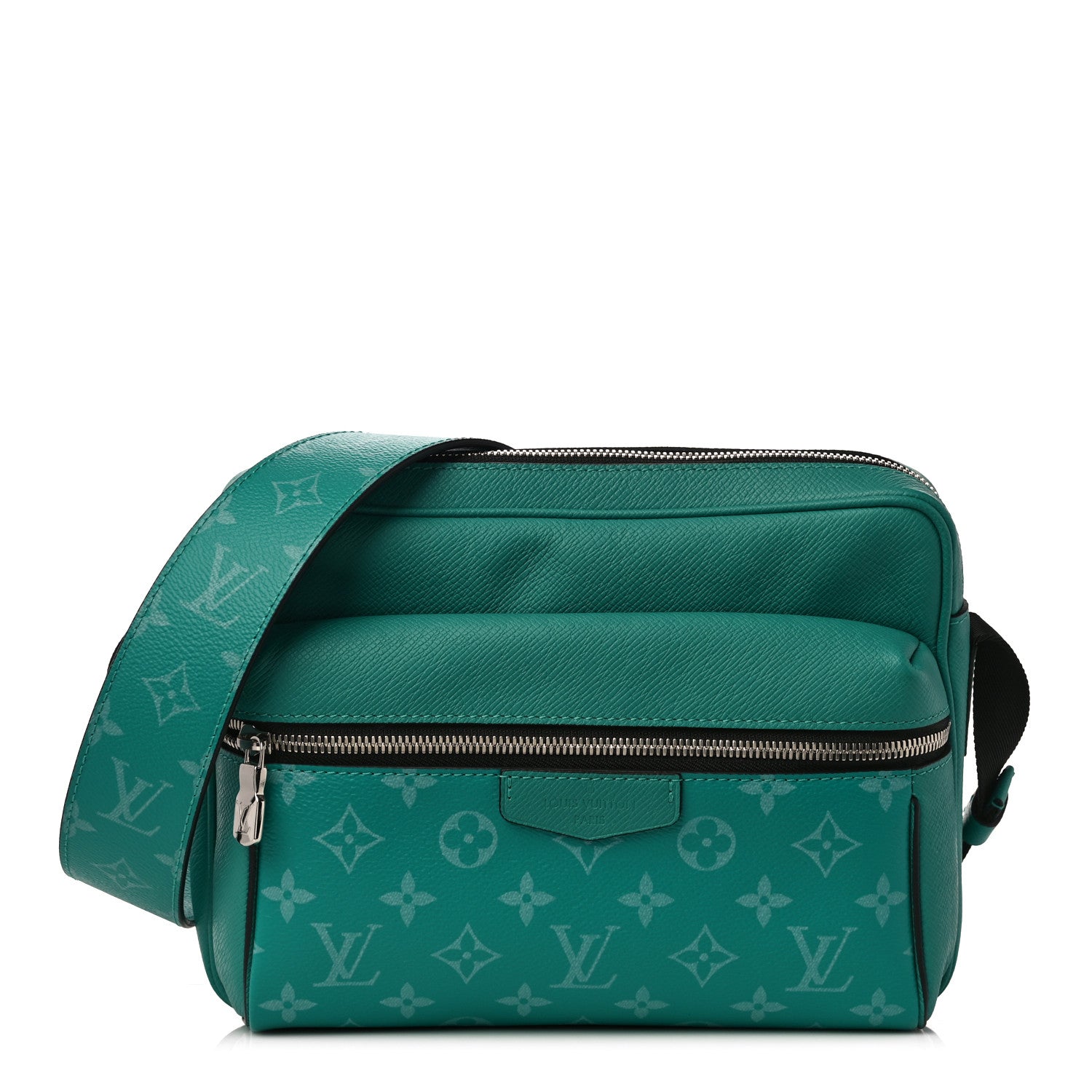 Louis Vuitton Taiga Monogram Outdoor Messenger Vert 1 of 10