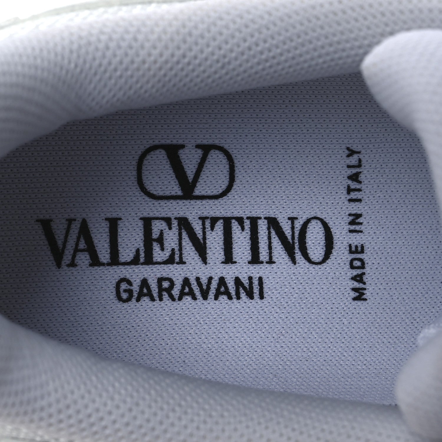 Valentino Garavani Calfskin EasyJog Sneakers 37 White 9 of 11