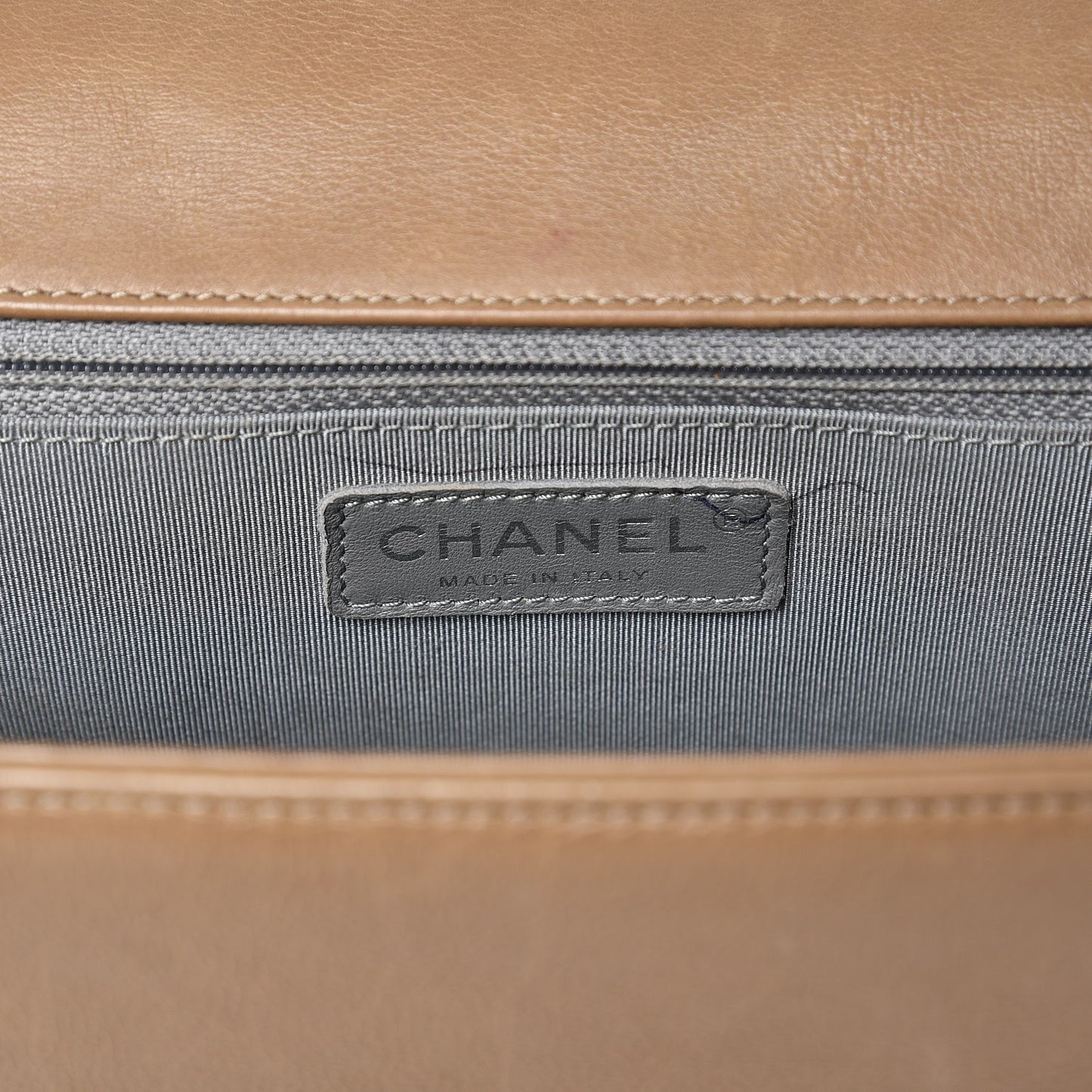 Calfskin Double Stitch New Medium Boy Flap Camel