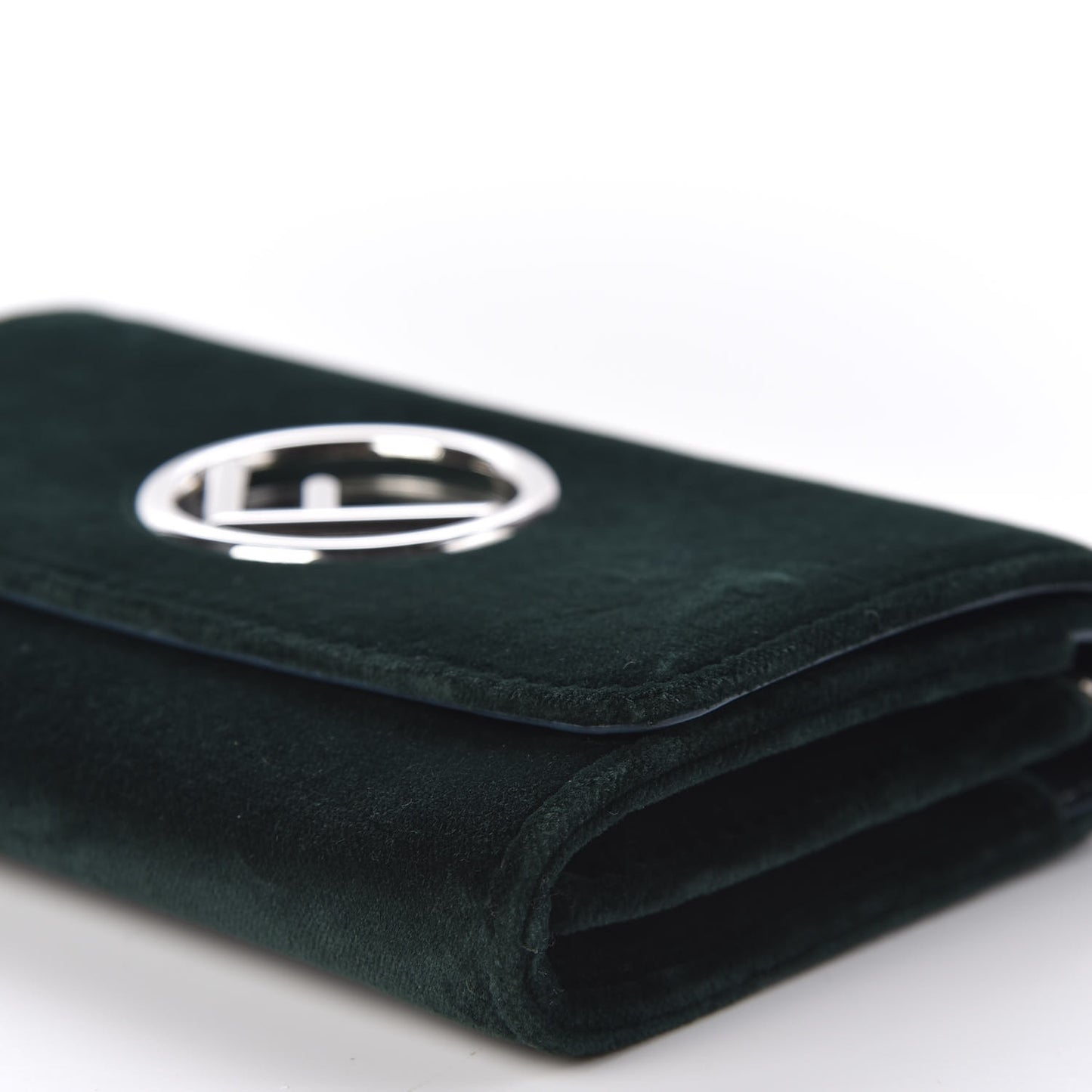 Velvet F is Wallet on Chain Amazzonia