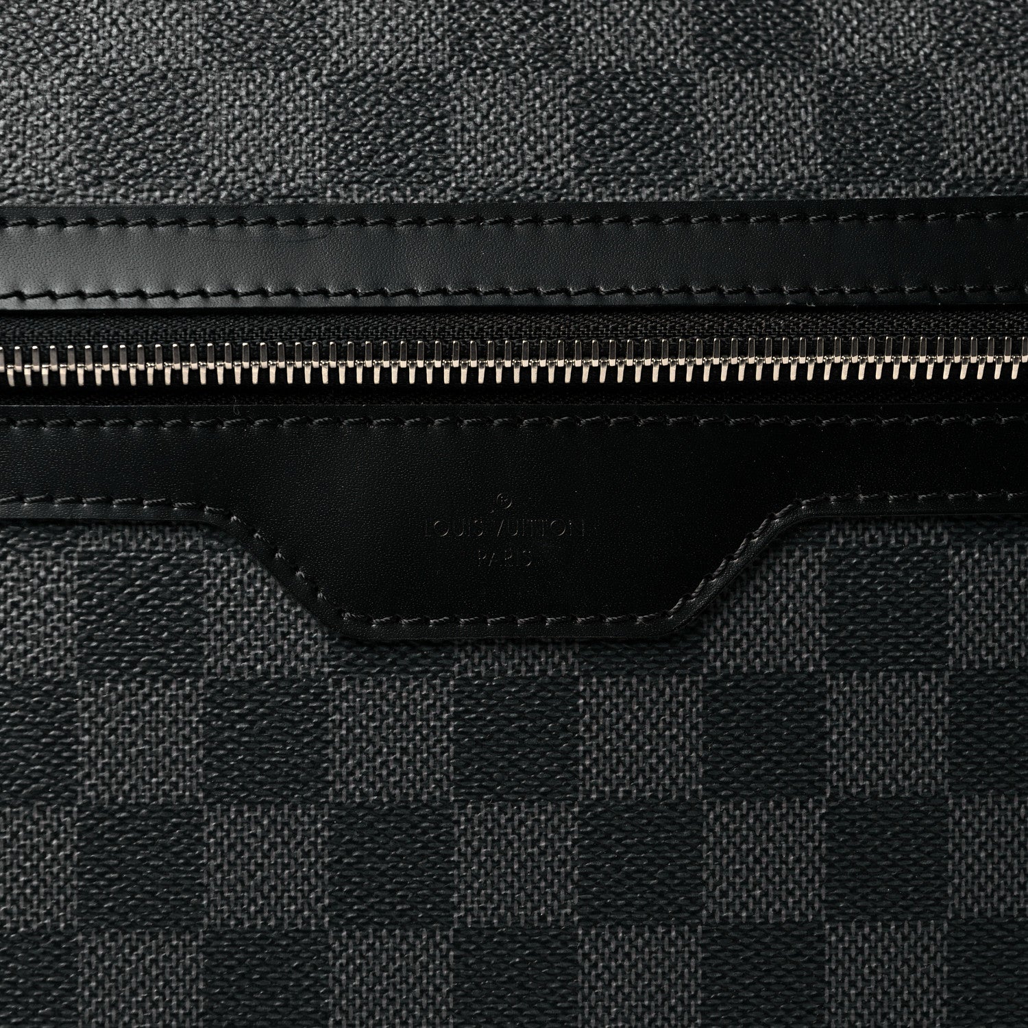 Louis Vuitton Damier Graphite Steeve 8 of 10