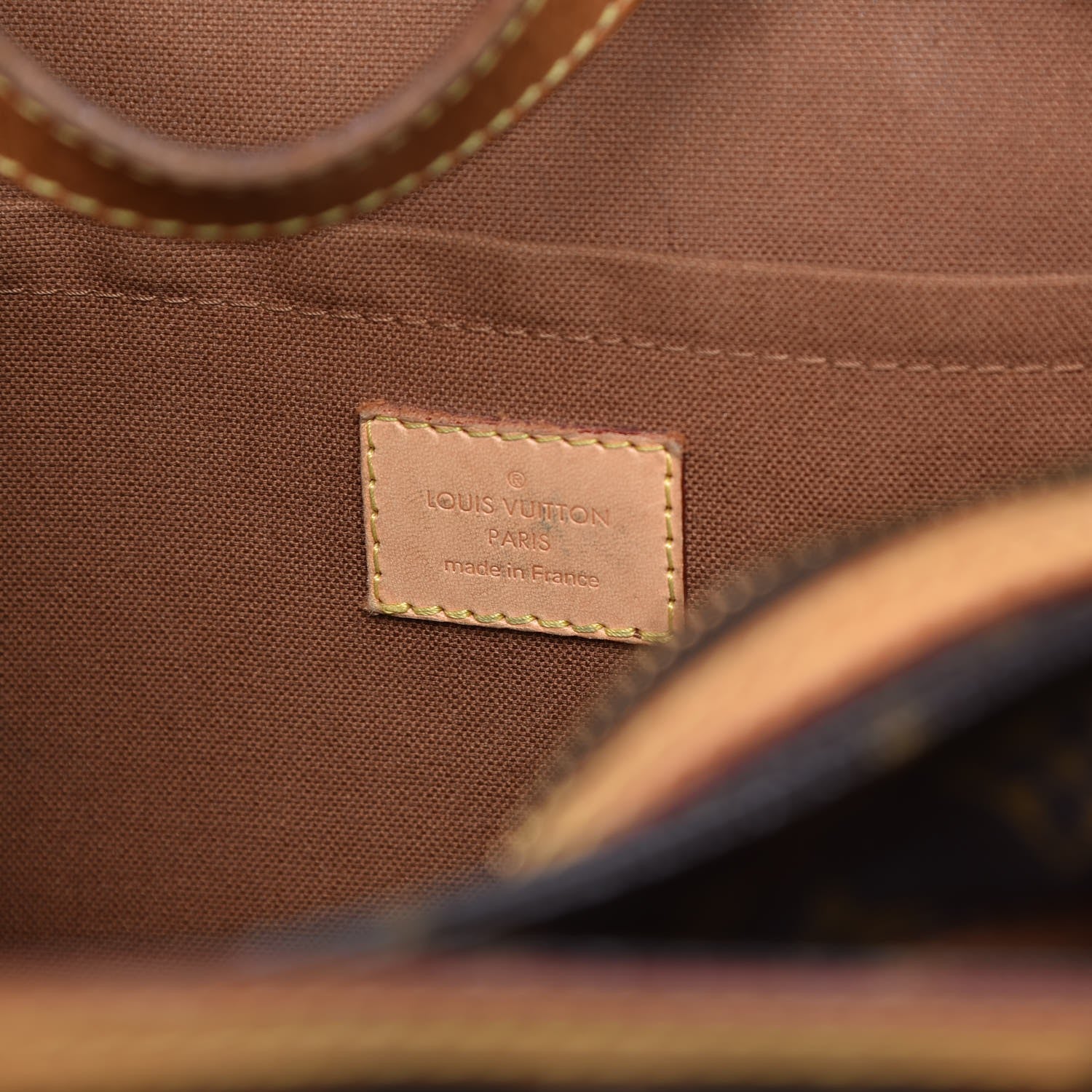 Louis Vuitton Monogram Riveting 6 of 11