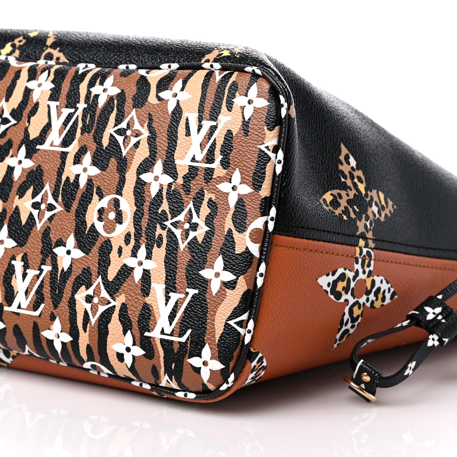 Louis Vuitton Monogram Giant Jungle Neverfull MM Black 10 of 10