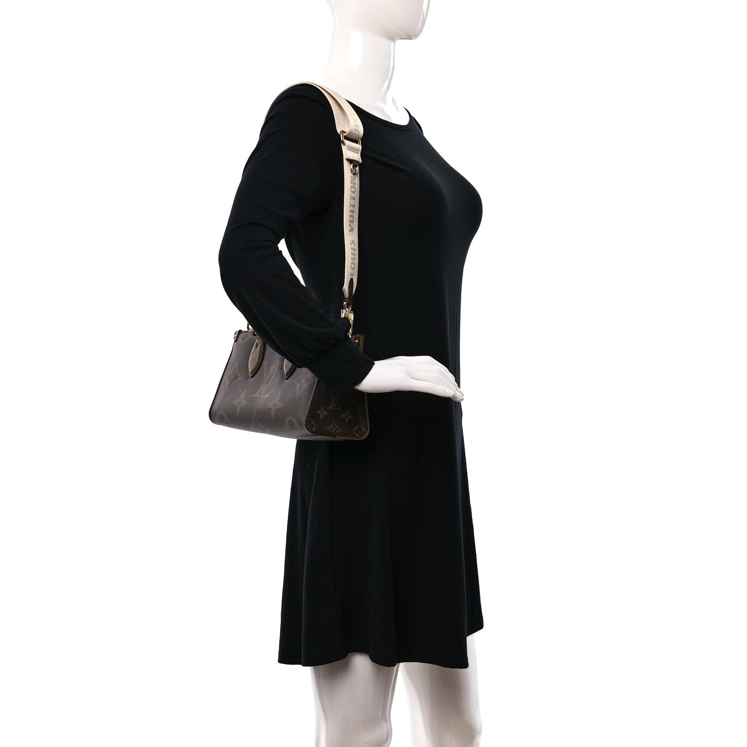 Louis Vuitton Reverse Monogram Giant OnTheGo East West 2 of 9