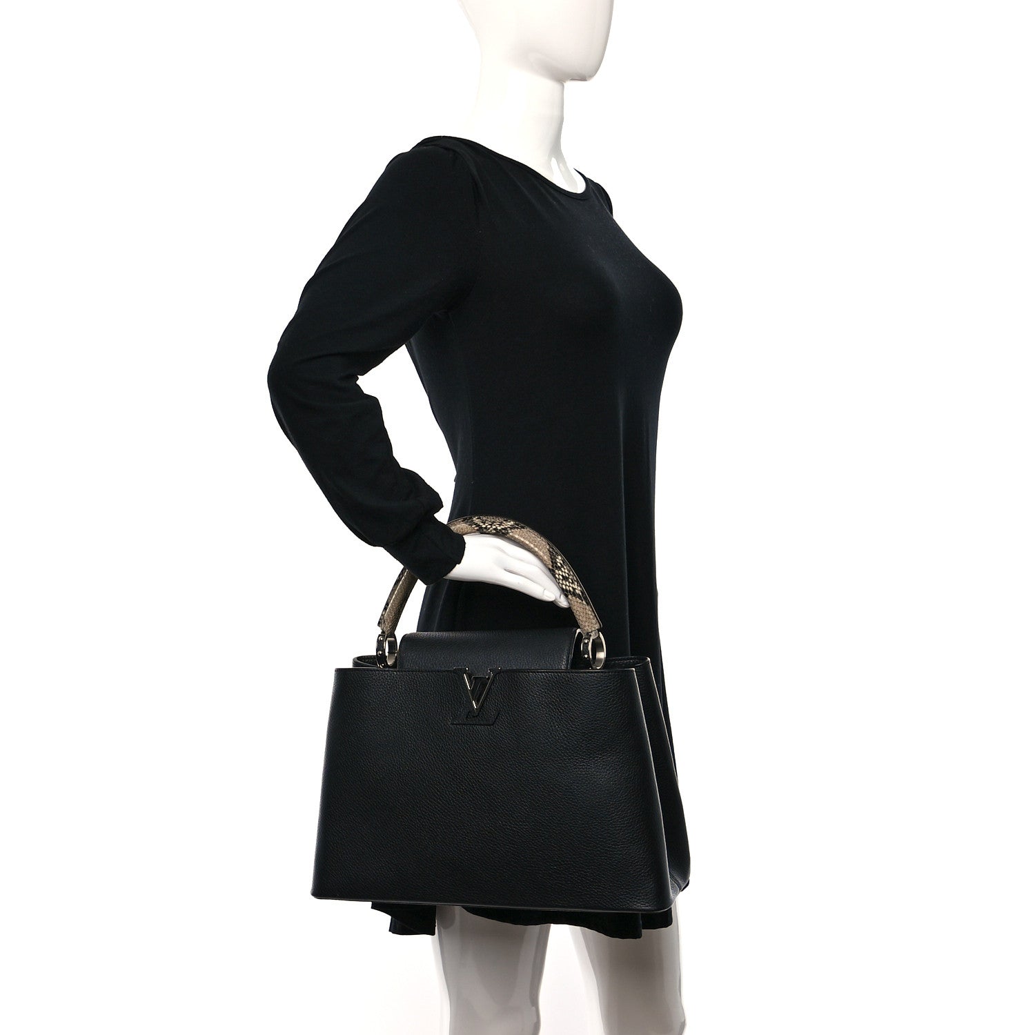 Louis Vuitton Taurillon Snakeskin Capucines MM Black 3 of 9