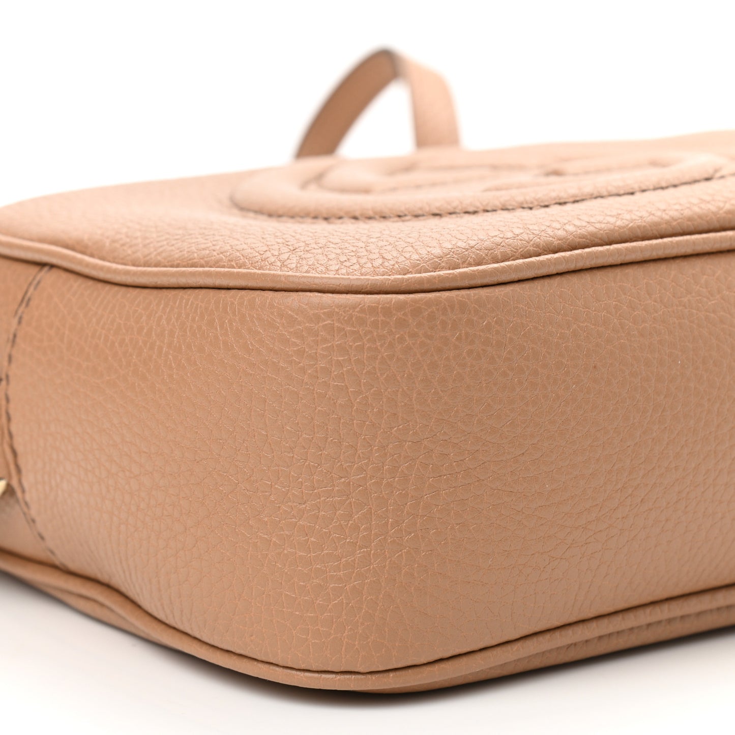 Pebbled Calfskin Small Soho Disco Bag Camelia