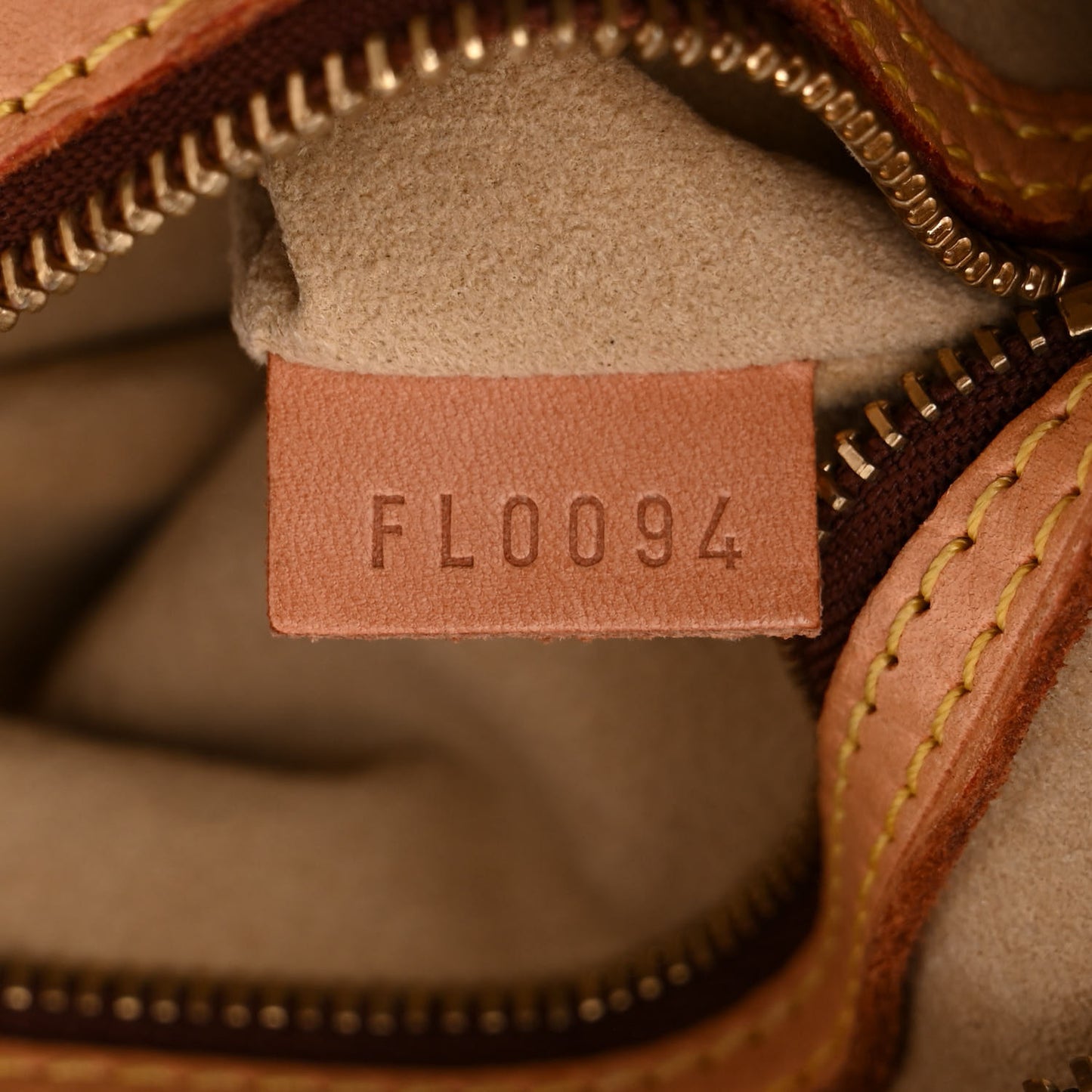 Monogram Looping MM