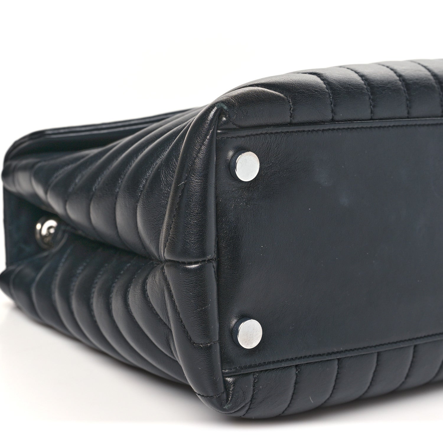Saint Laurent Calfskin Y Quilted Monogram Large Loulou Chain Satchel Black 8 of 9