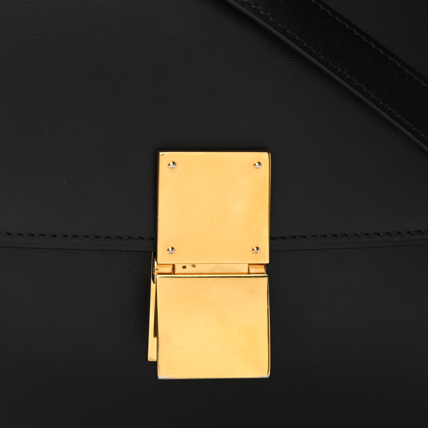 Box Calfskin Medium Classic Box Flap Bag Black