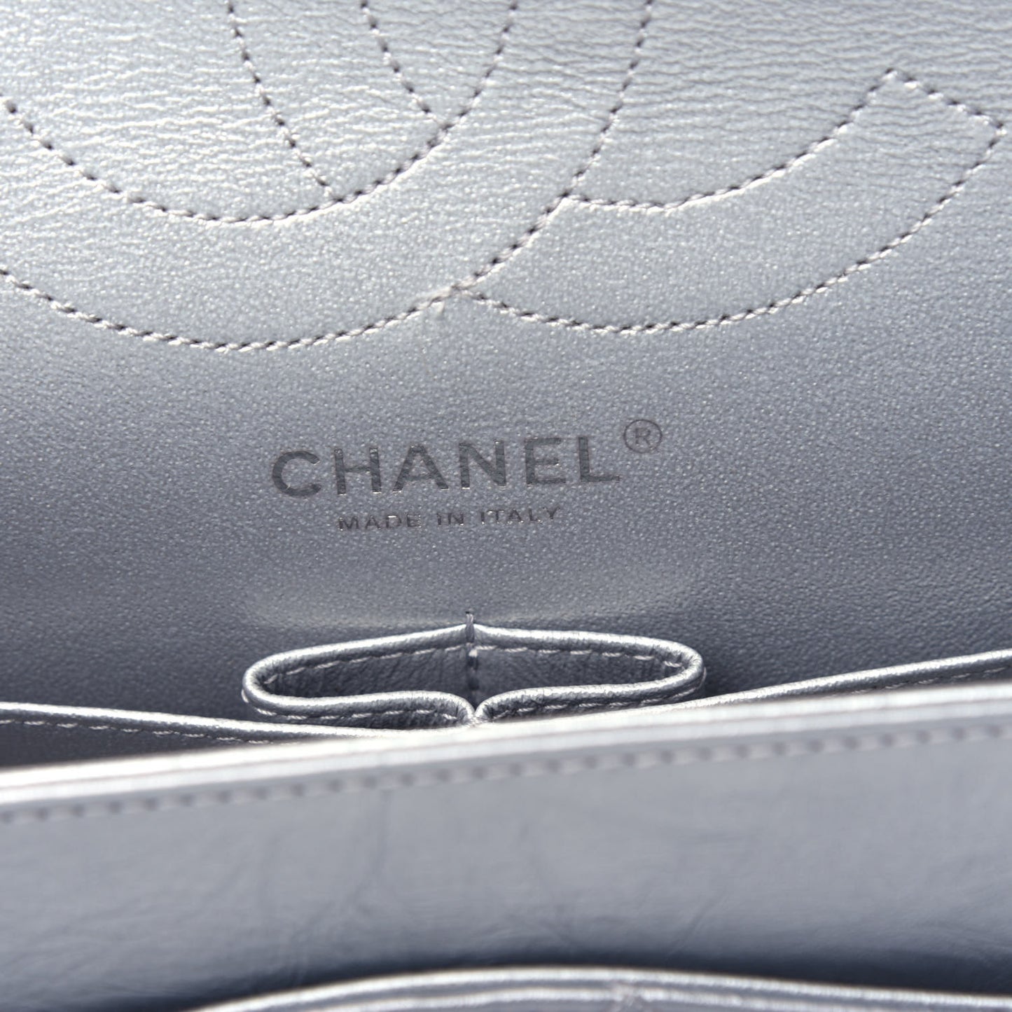 Metallic Aged Calfskin Quilted 2.55 Reissue 226 Flap Silver