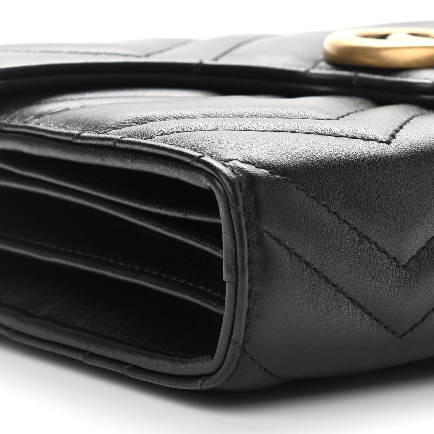 Calfskin Matelasse GG Marmont Chain Wallet Black