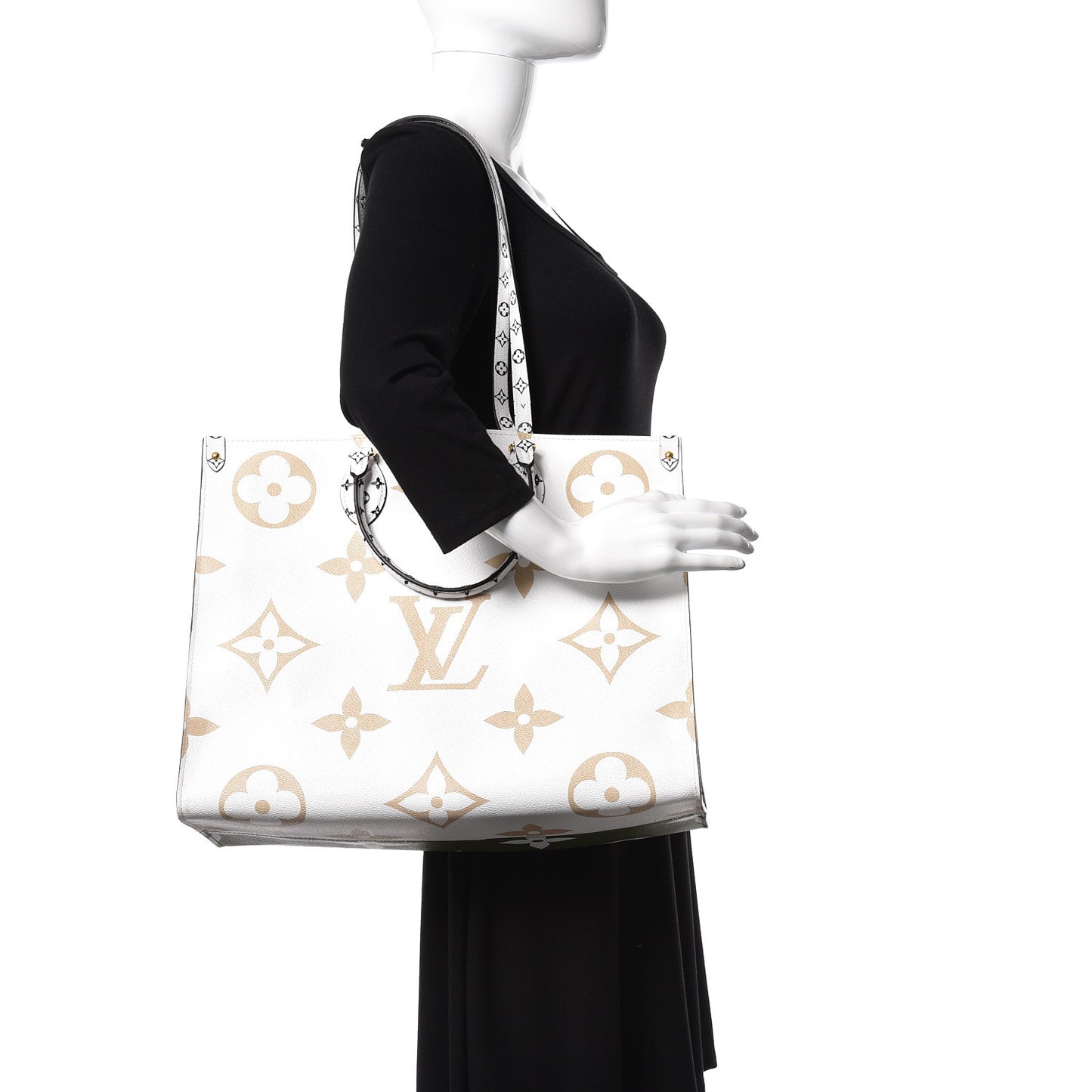 Monogram Giant Onthego GM Kaki Beige