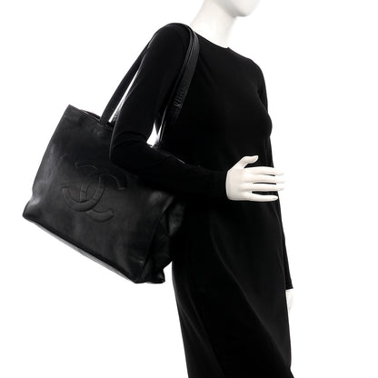 Chanel Calfskin CC Tote Black 2 of 8