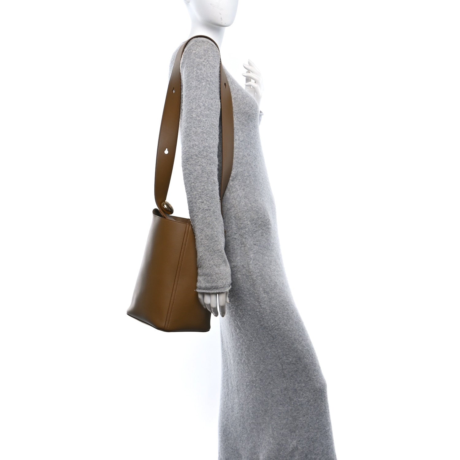 Loewe Smooth Calfskin Medium Pebble Bucket Bag Oak 2 of 9