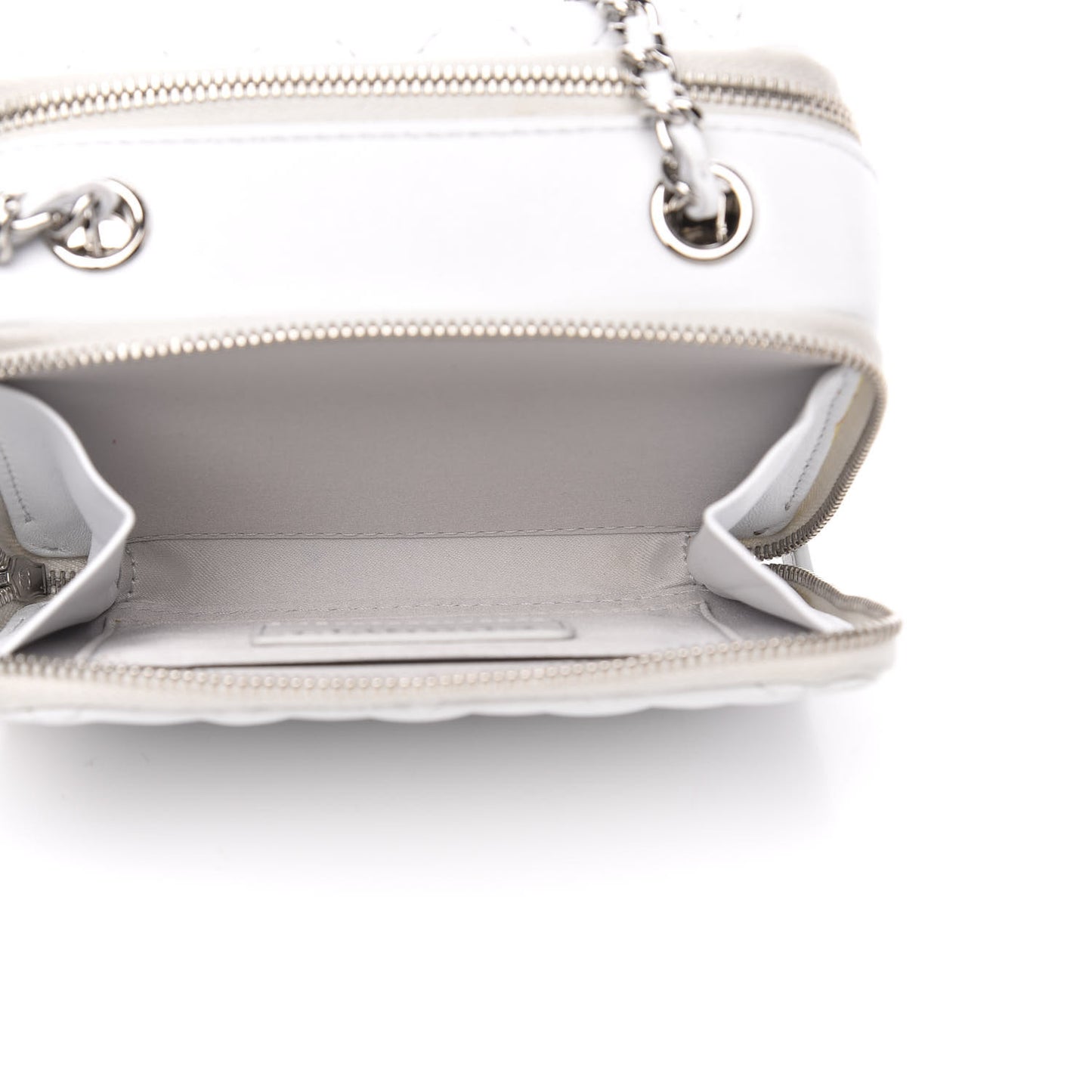 Lambskin Quilted Small Pocket Box Camera Case White