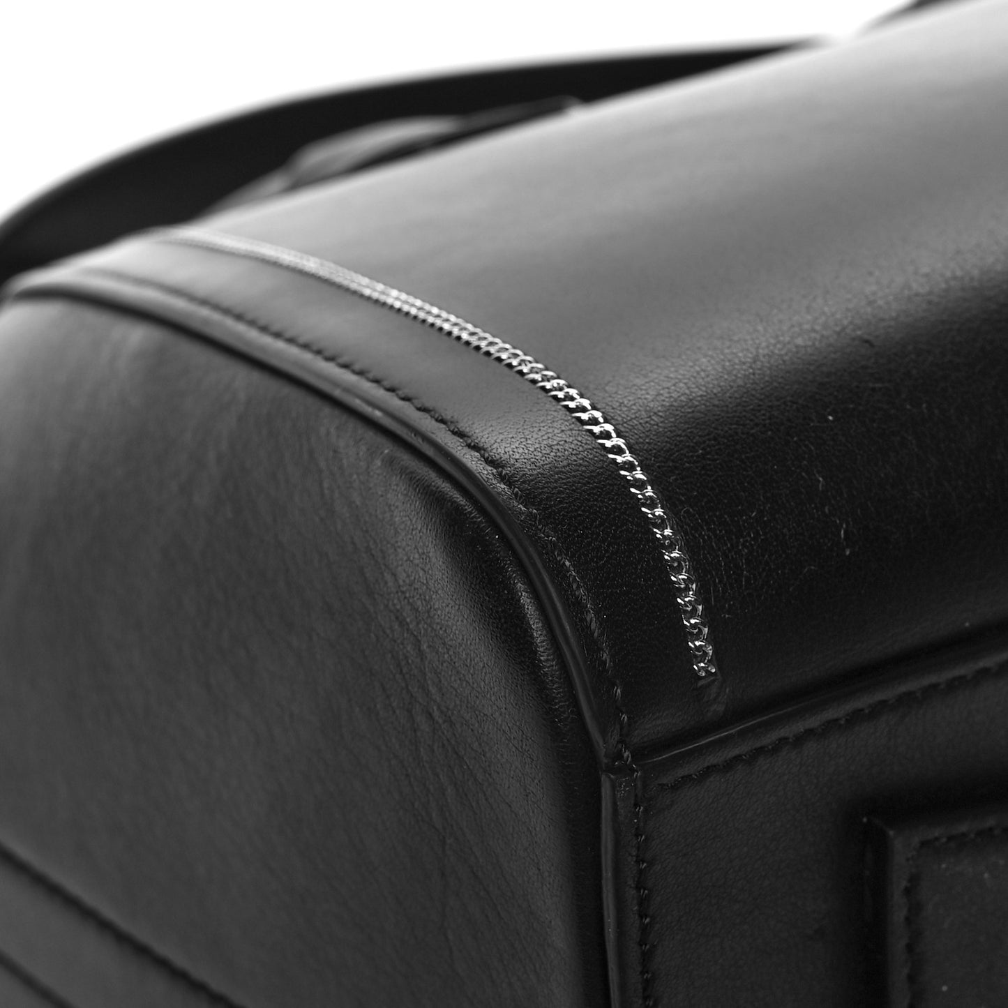 Buffed Calfskin Small Chain Antigona Black