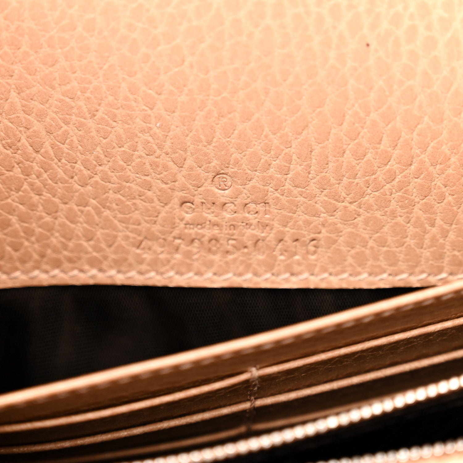 Gucci Dollar Calfskin Enamel Monochrome Mini GG Marmont Chain Wallet Camelia 6 of 10