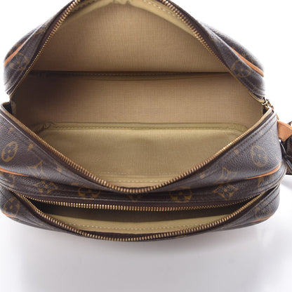 Louis Vuitton Monogram Reporter PM 6 of 13