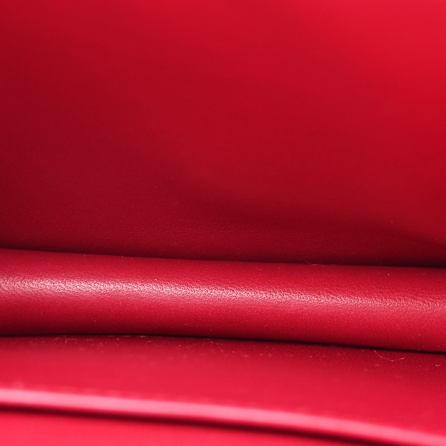 Epsom Constance 18 Rubis