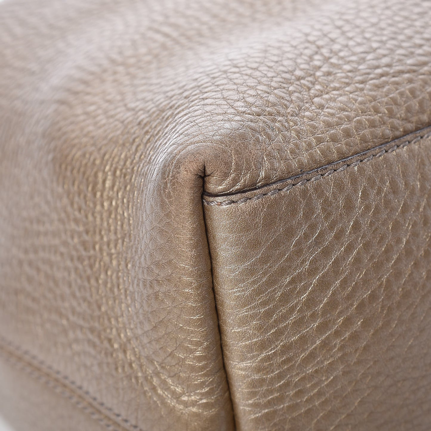 Metallic Pebbled Calfskin Medium Soho Chain Shoulder Bag Golden Beige