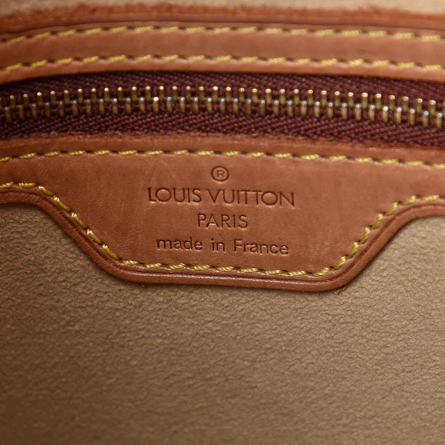 Louis Vuitton Monogram Looping GM 6 of 16