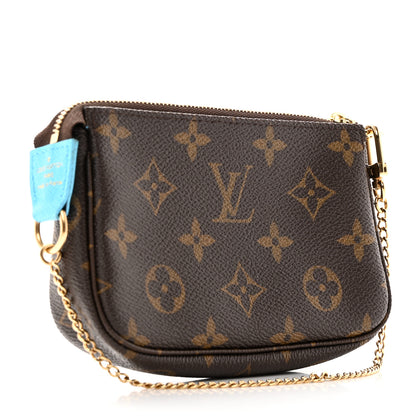 Louis Vuitton Monogram 2022 Christmas Animation Tokyo Mini Pochette Accessories Blue 3 of 8