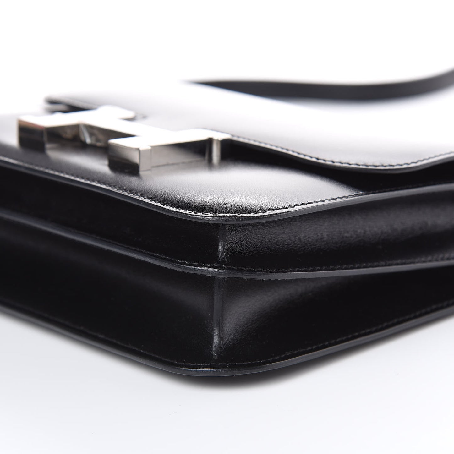 Box Constance 18 Black