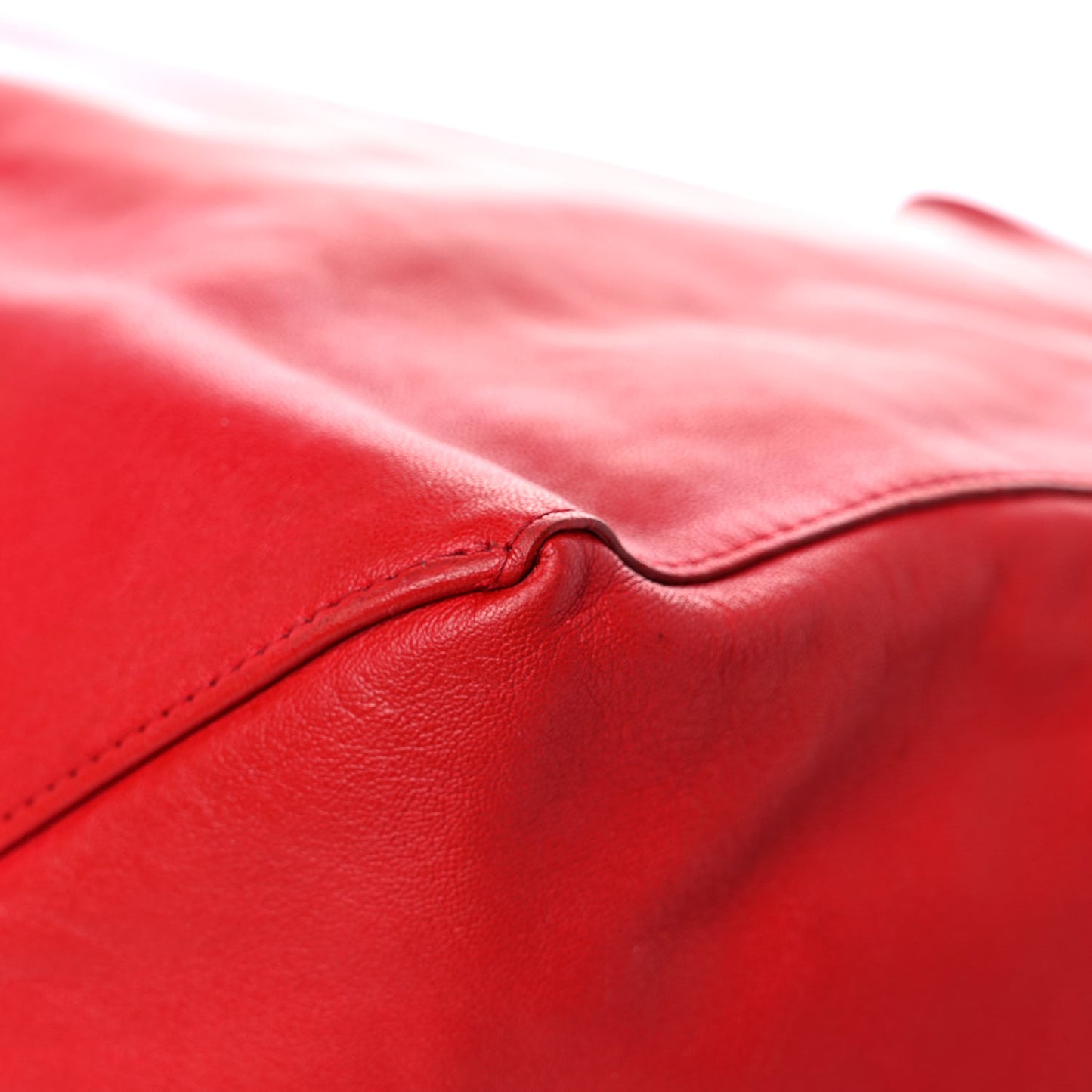 Lambskin Horizontal Cabas Magenta