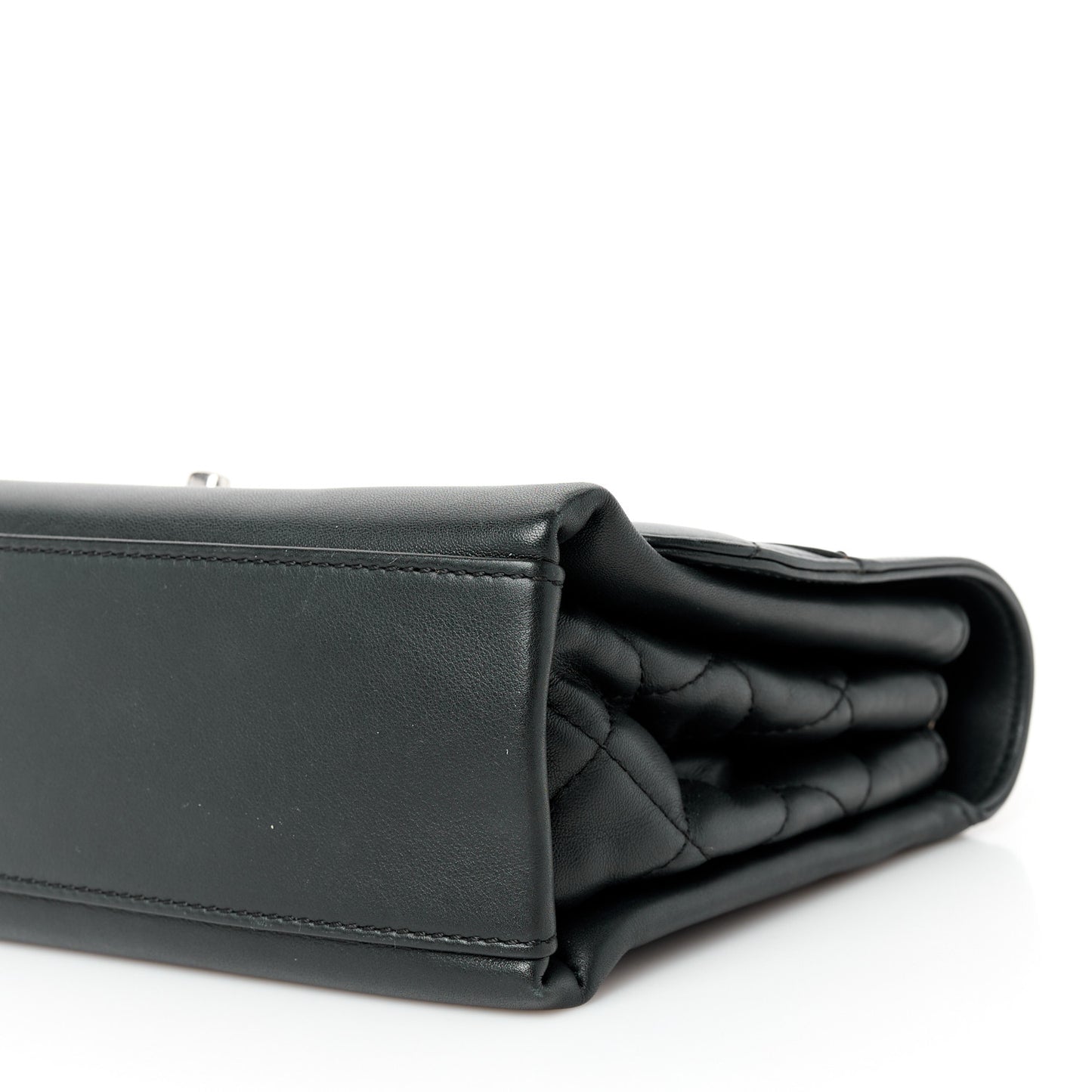Calfskin Small Tramezzo Flap Black