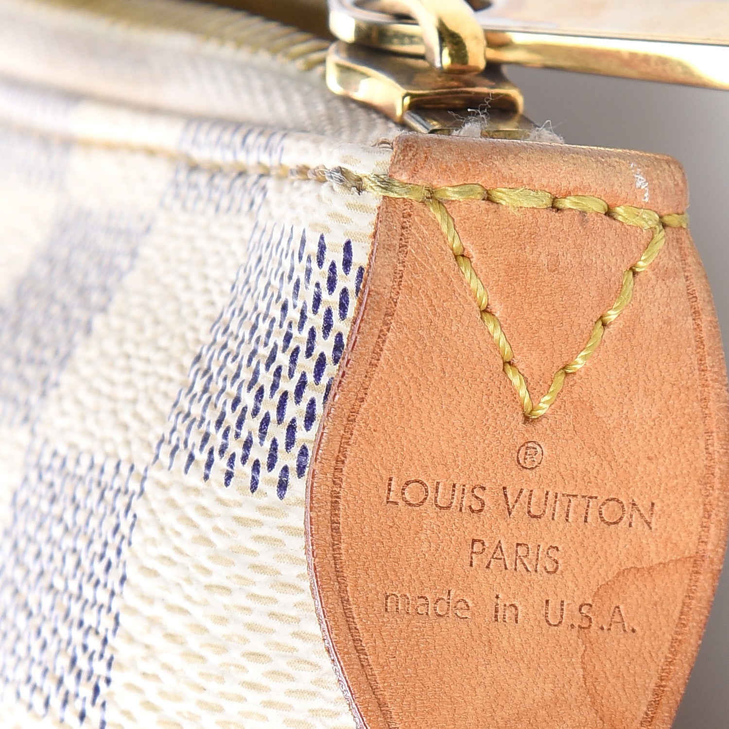 Louis Vuitton Damier Azur Totally MM 6 of 21