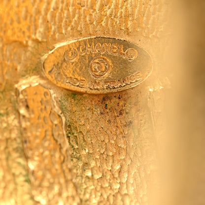 Chanel Metal Textured Cuff Gold 4 of 4